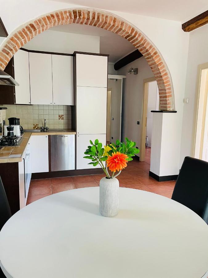 La Casa Di Giulia Apartment With Air Conditioning, Wifi And Private Parking Rapallo Dış mekan fotoğraf